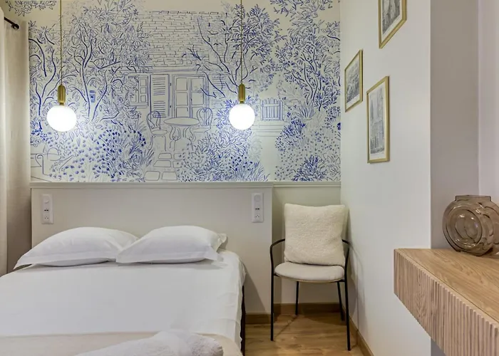 Petit Vicomte Joli Place Du Vieux Marche Appartement *